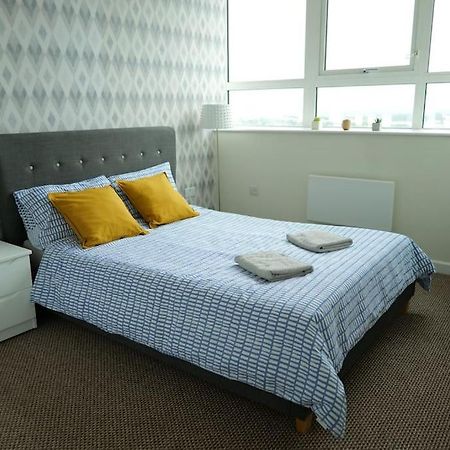 1 Bedroom City Centre Apartment 伯明翰 外观 照片
