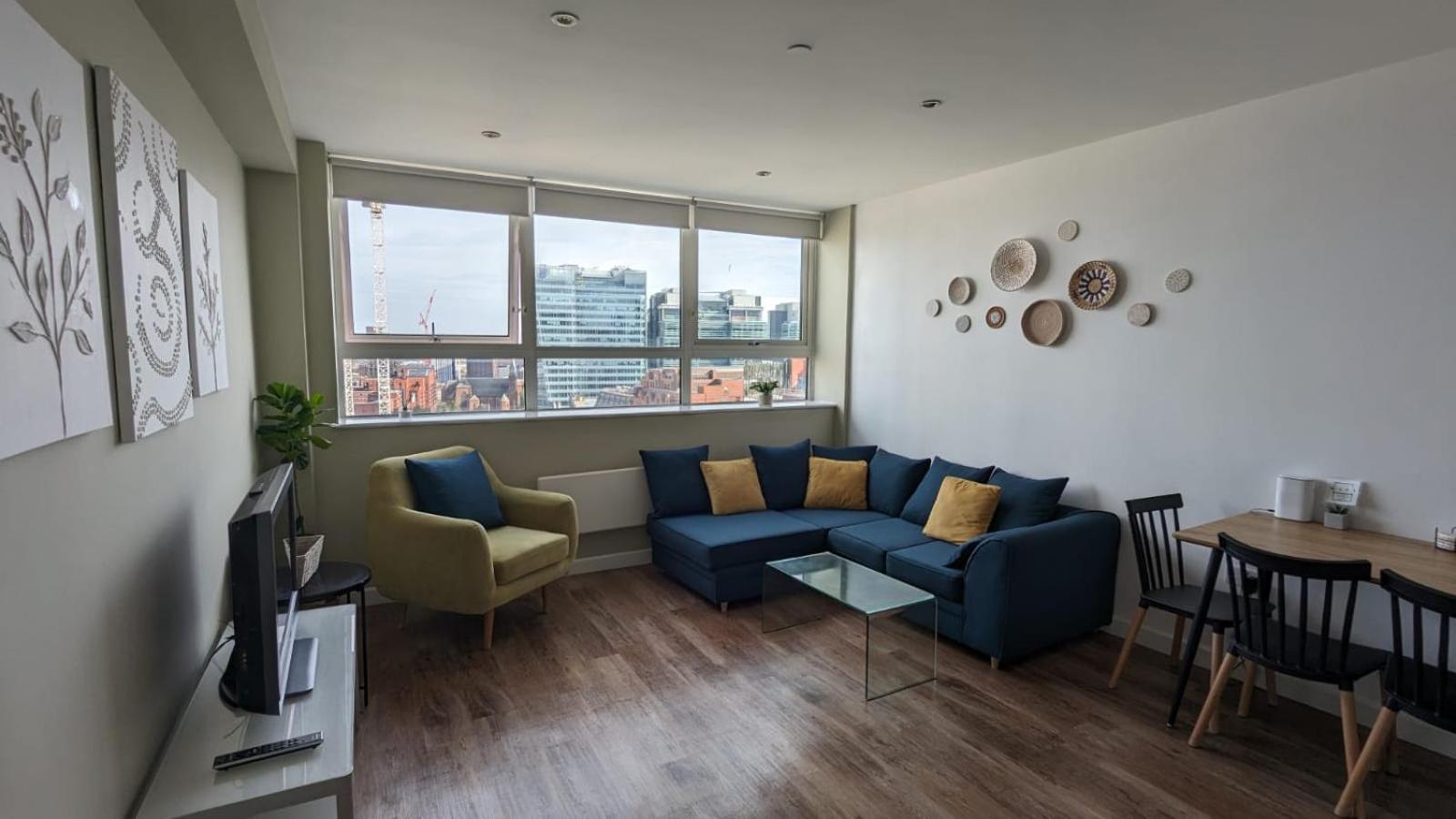 1 Bedroom City Centre Apartment 伯明翰 外观 照片